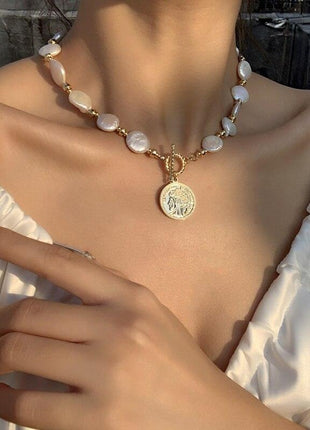 Elegant Jewelry - Gold With Freshwater Pearls Necklace | 18k Gold - GypsyHeart